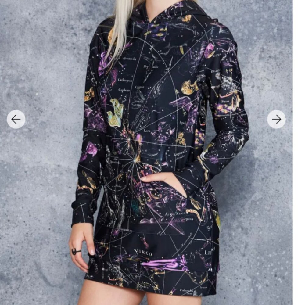 Black Milk Planisphere Slouchy size XXS